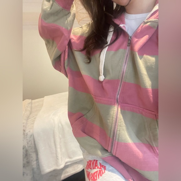 BDG zip up - Picture 2 of 9